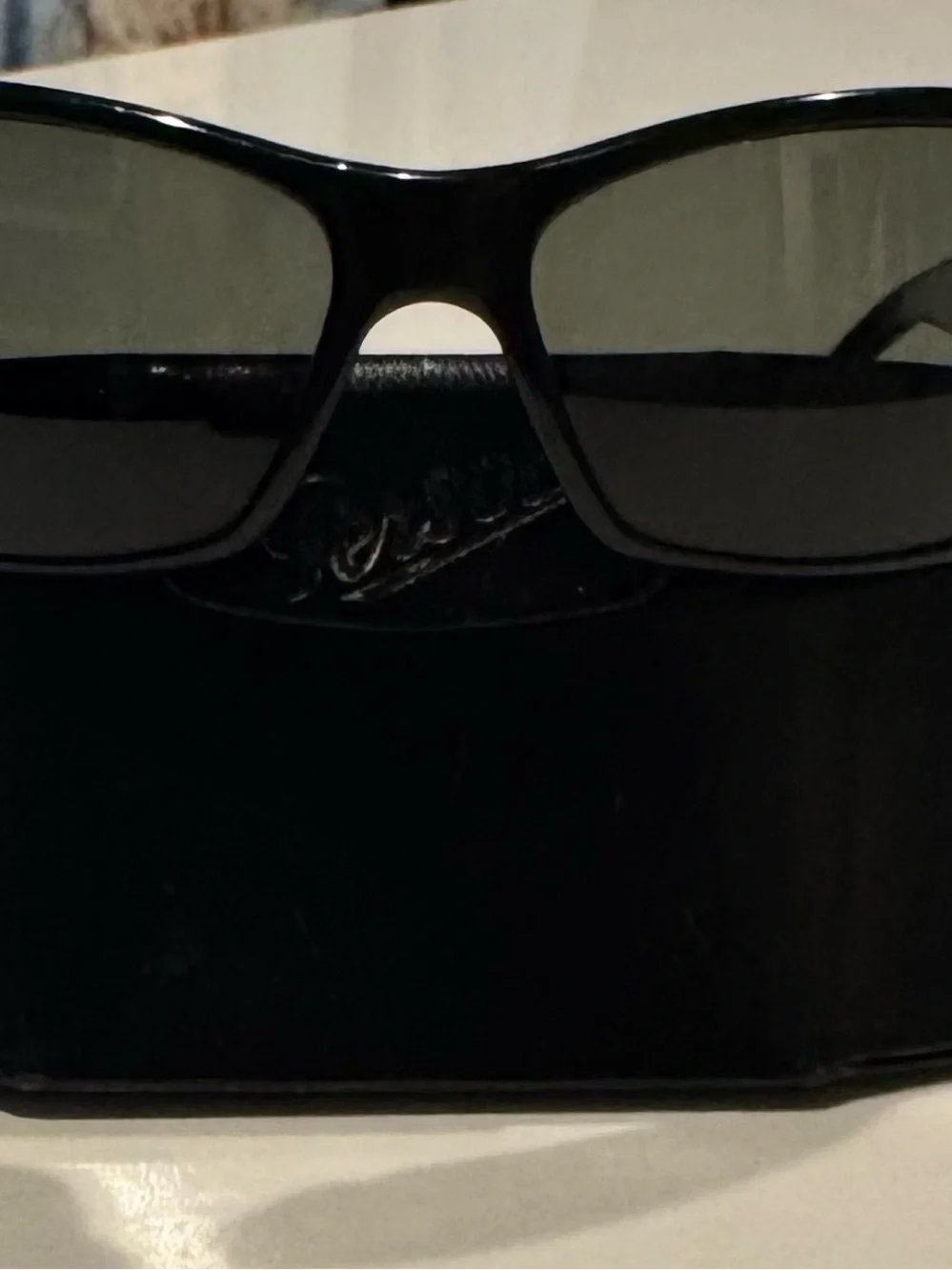Persol PO2835-S Polarized Black 95/58 Made in Italy w/ Case